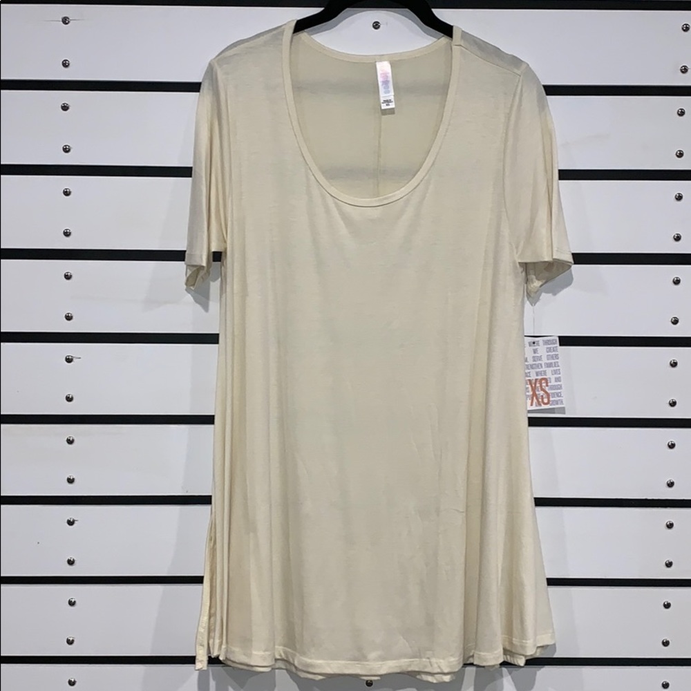 NWT LuLaRoe Perfect Tee